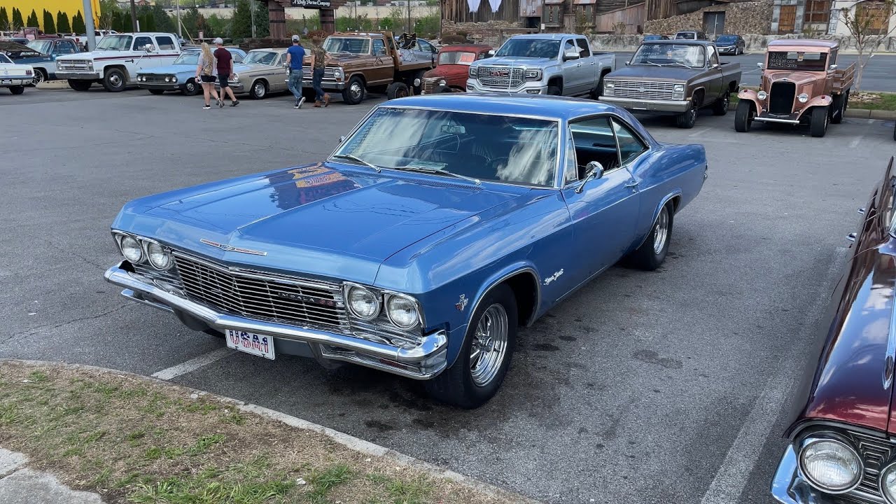 Pigeon Forge Spring Rod Run 2023 Part Three - Cars on the Street