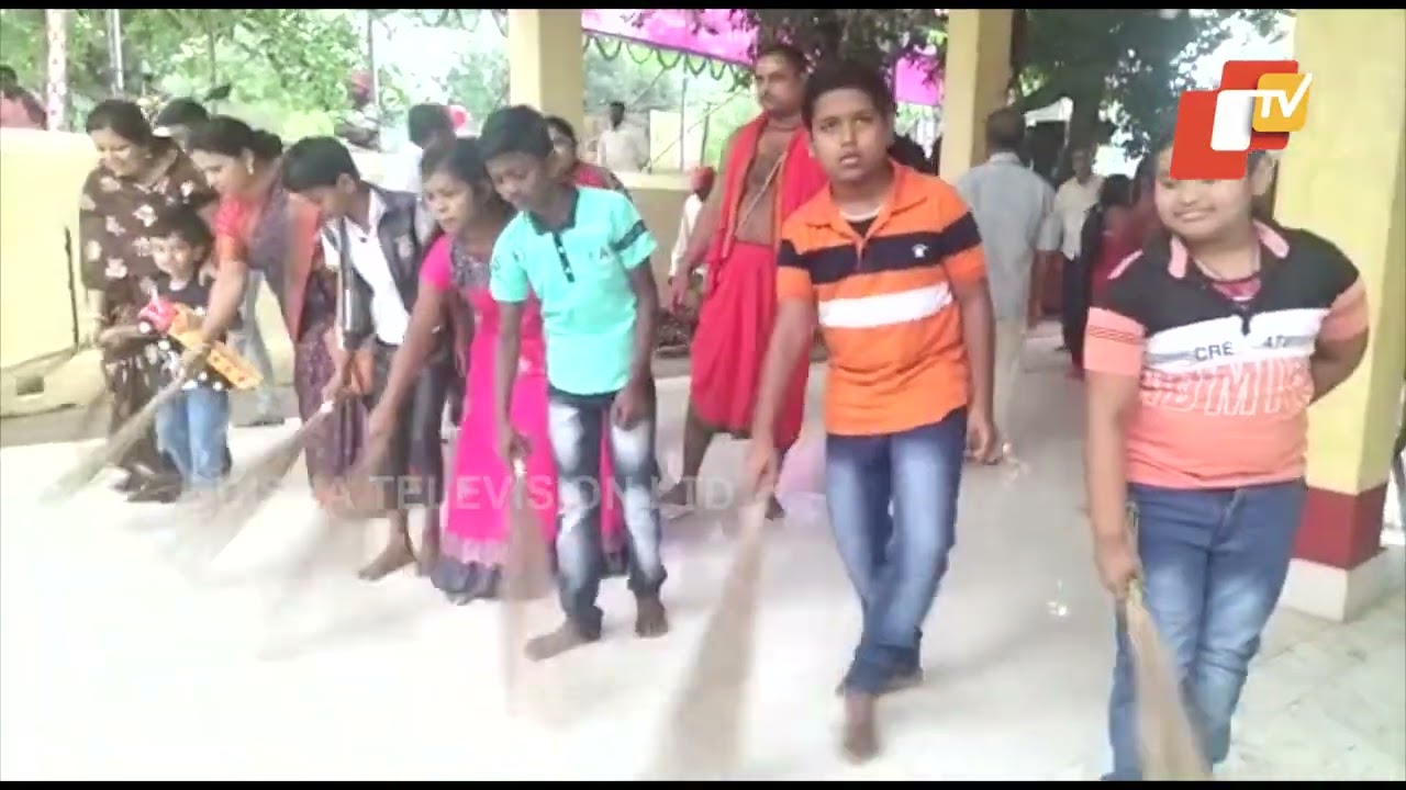 Famous Baruni Jatra celebrated at Maa Kanak Durga Temple in Jagatsinghpur