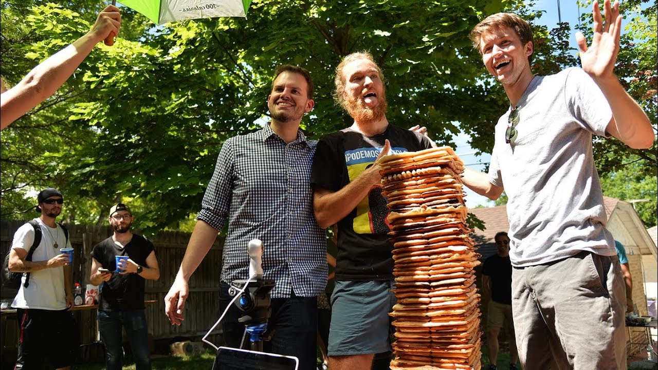 Tallest stack of waffles: Denver group breaks Guinness world record