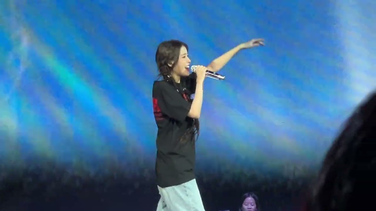 [4K60] 240719 IU (H.E.R.E.H World Tour Atlanta) - Hold my hand