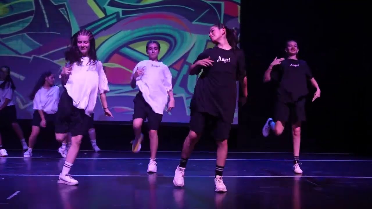 17- Dance crip - Ritmos Urbanos Adultos - IX Show Teatro Metropolitan - Centro AHK