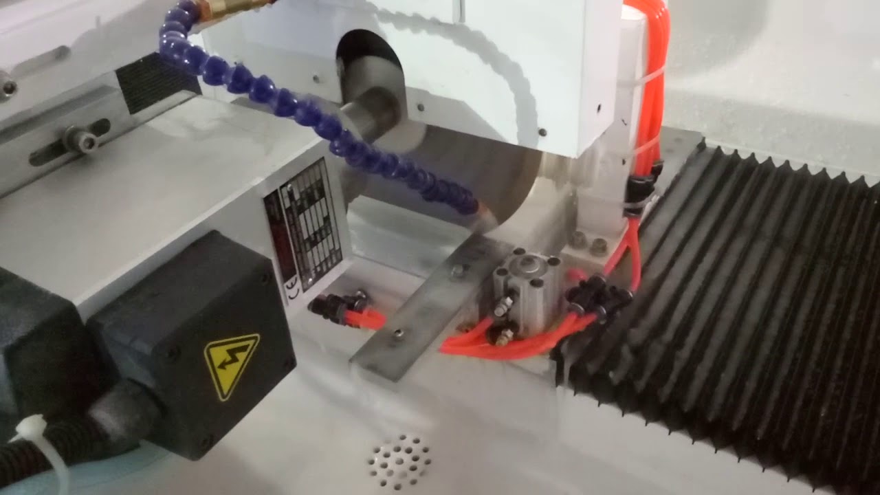 quartz stone cutting machine
