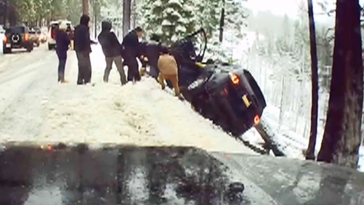 Human Chain Rescues Family Trapped In Ravine
