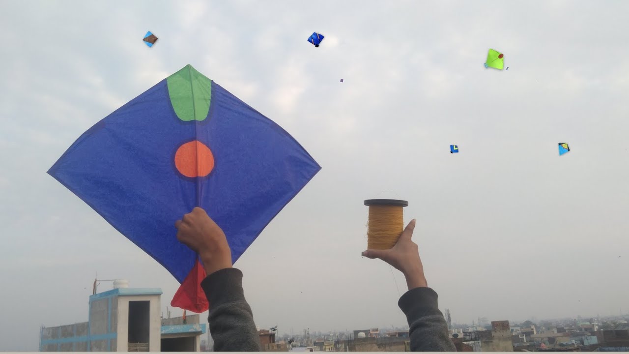 Cobra Manjhe se To Sab ko Kaat Daala  |  kite flying|kite Catching #kiteflying#patang #kite 