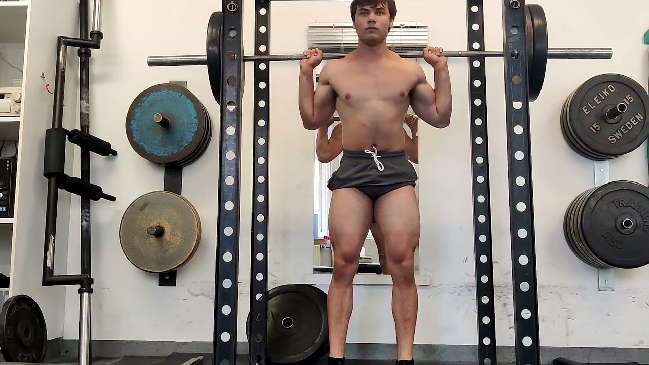 RAW SQUATS 100 KG 20 REPS