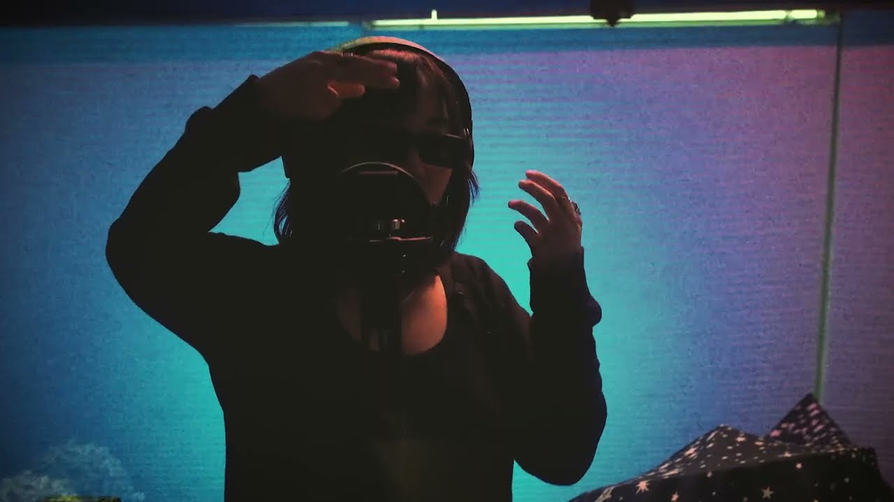 ena mori - KING OF THE NIGHT! (Visualizer)