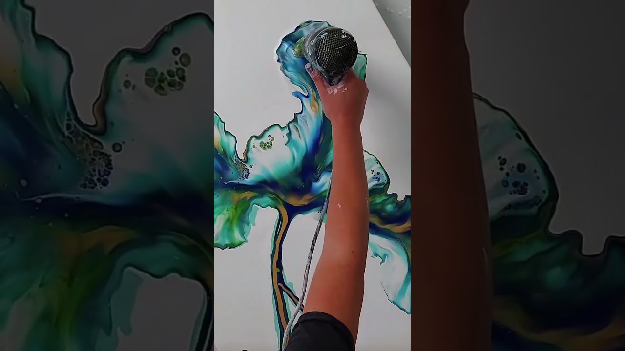 Obsessed with these FingerSwipes #shorts #acrylicpouring #acrylicpainting