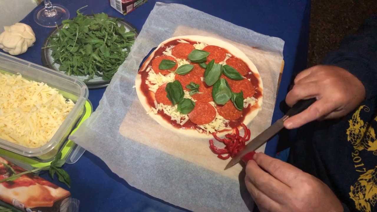 Cadac Pizza Stone. Cadac Safari Chef 2.