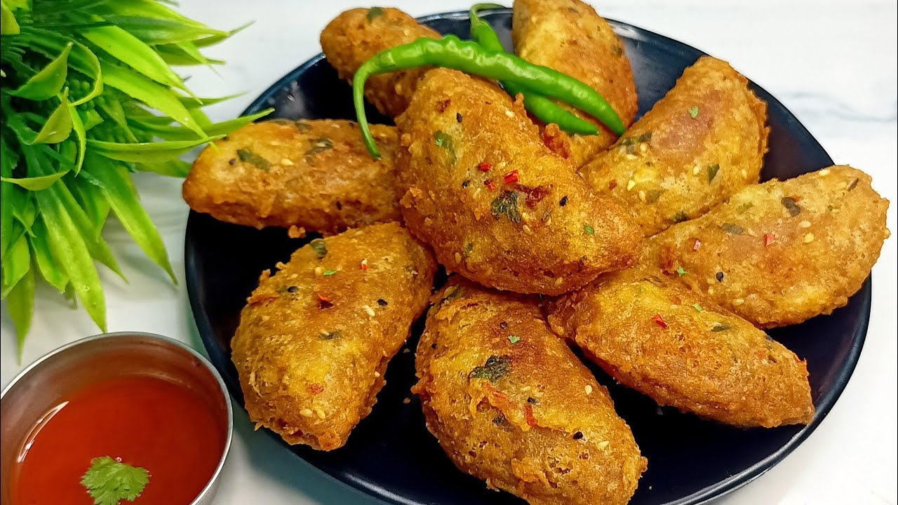 केवल 1 कच्चे आलू  से बना गरमा गरम कुरकुरा नाश्ता जो भी खाए खाता ही जाए | Crispy aalu ka nashta