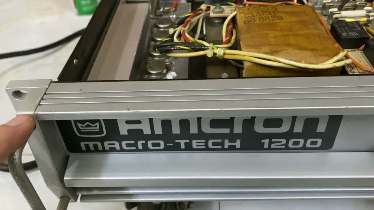 Amcron macro tech 1200 giá tốt. Liên hệ 0948924553.