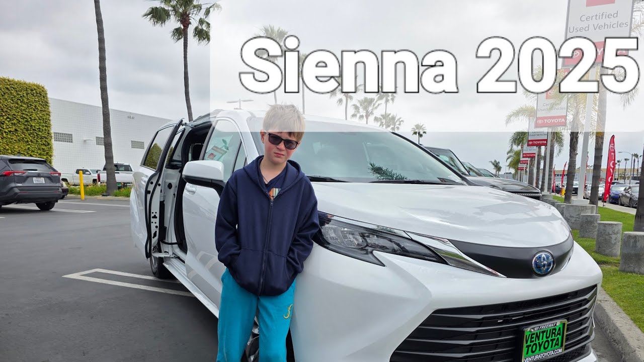 Огляд на нову Toyota Sienna 2025