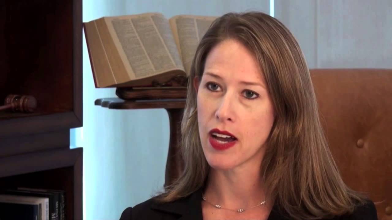Divorce Attorney for Men or Women -- Connatser Family Law -- 214 306-8441