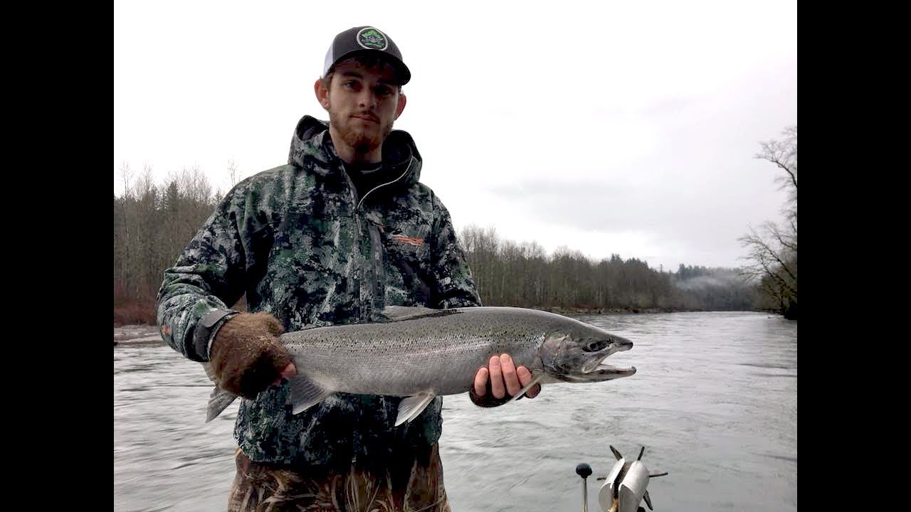 Sandy River Winter Steelhead & Hover Fishing for Columbia River Chinook