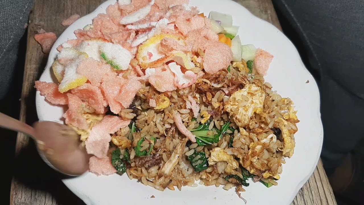 NASI GORENG TEKTEK PENYELAMAT DI MALAM HARI - ASMR INDONESIAN FRIED RICE STREET FOOD