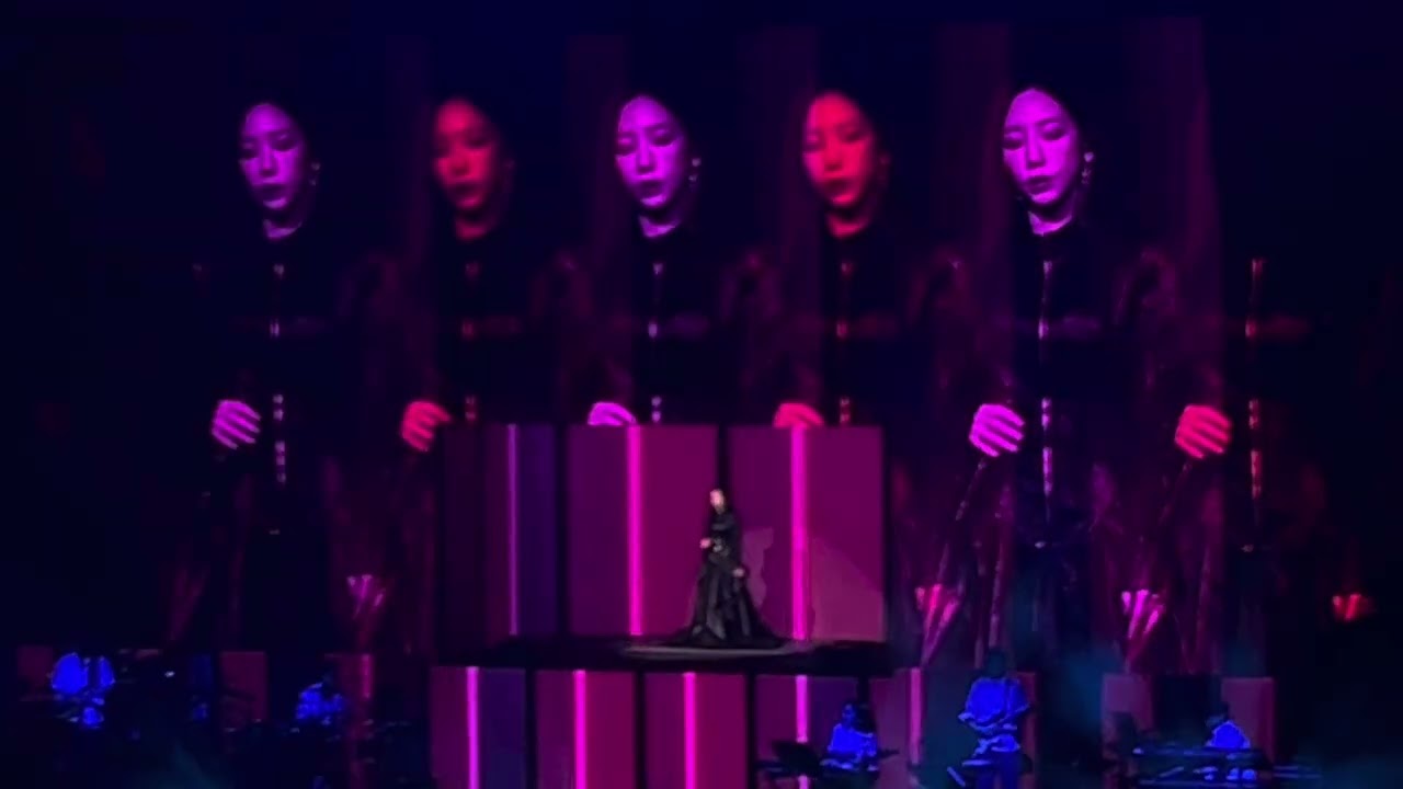 Taeyeon - The Odd of Love Concert in Manila - INVU 1/31