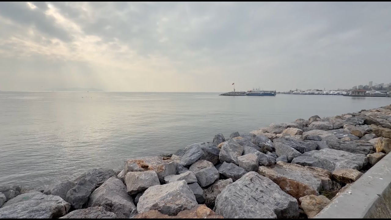 2 Hours of Istanbul Sea View | Relaxing Bosphorus Waves & City ASMR (No Music)