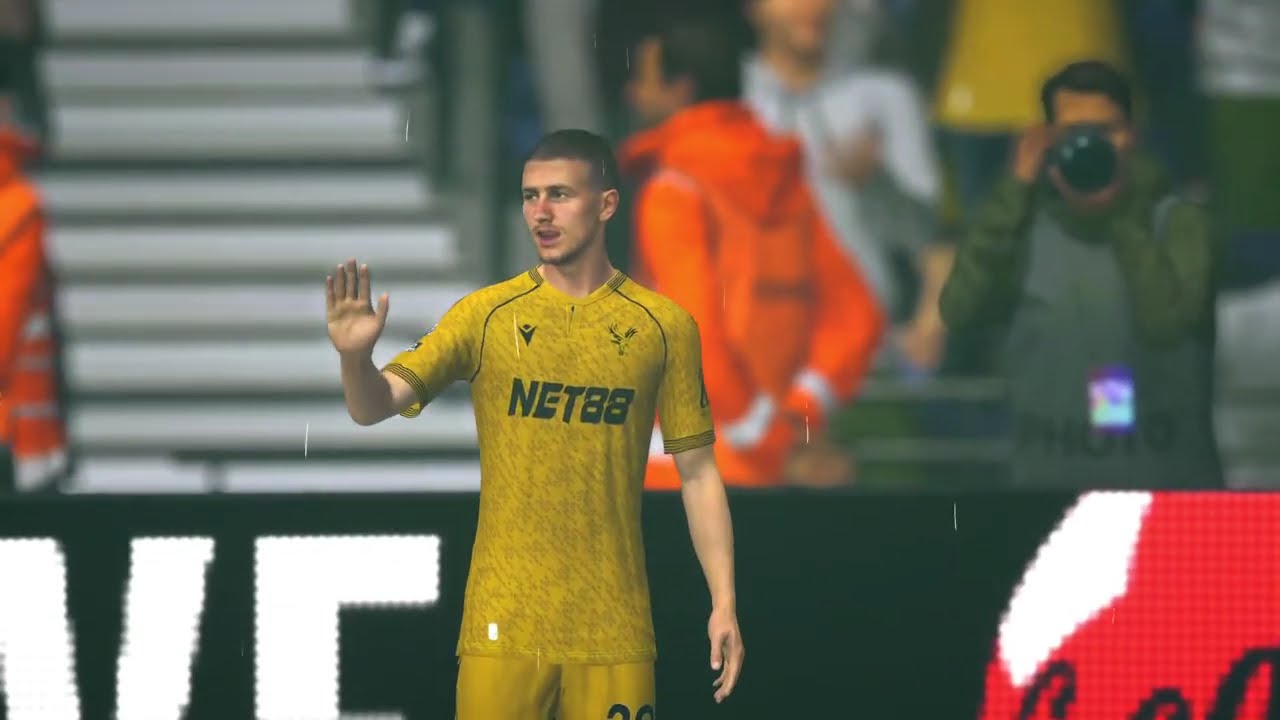 EA SPORTS FC · TOTTENHAM HOTSPUR vs. CRYSTAL PALACE in ENGLISH PREMIER LEAGUE MATCH!
