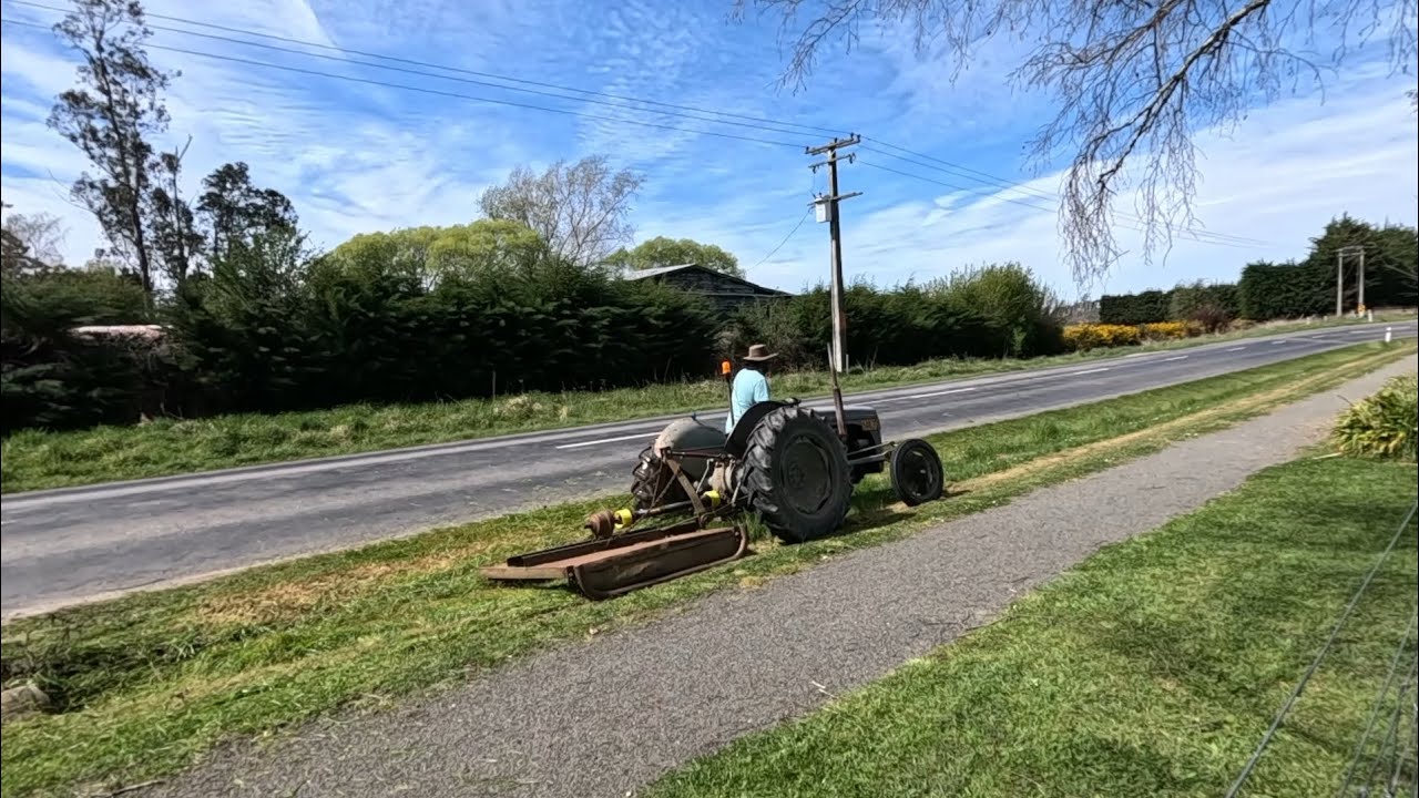 First Mow Of Spring 2025 With My TEA 20 Ferguson Tractor 