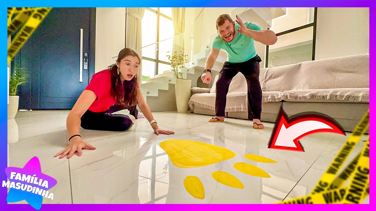 ENCONTRAMOS PEGADAS AMARELAS GIGANTES NA NOSSA CASA ★ FAMÍLIA MASUDINHA ★