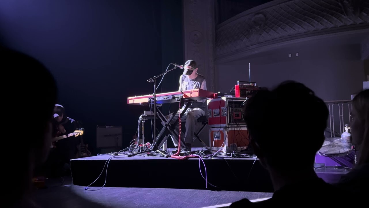 Youth Lagoon - 17 (Live)