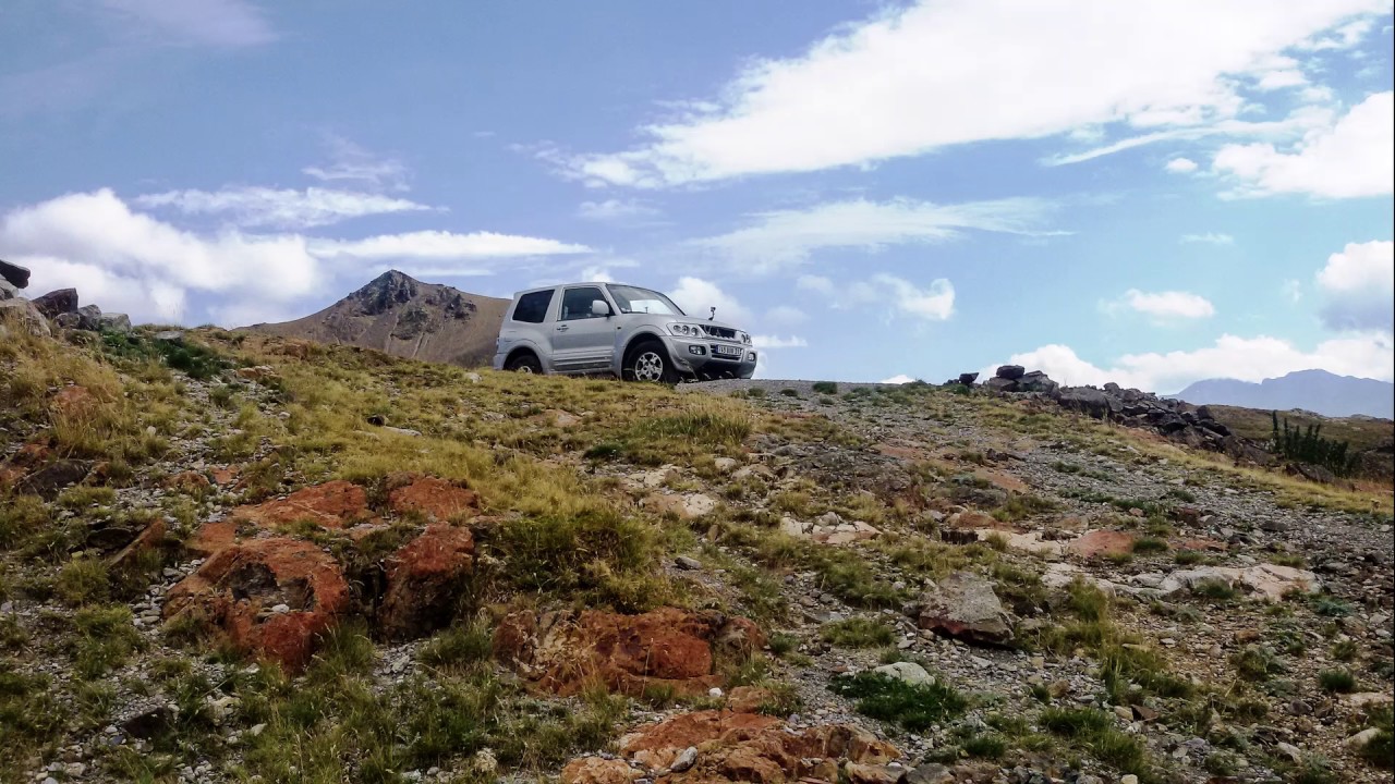 Piste 4x4 de 11 km vers l'ibon de Urdiceto (Sobrarbe Espagne)