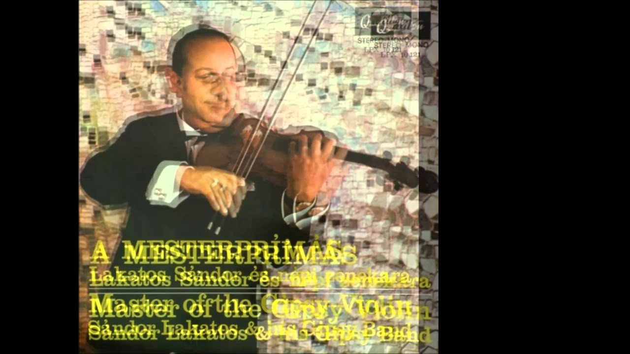 Lakatos Sándor és cigányzenekara muzsikál