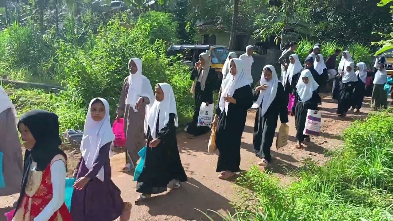 നബിദിന റാലി, മിഫ്താഹുൽ ഉലൂം മദ്റസ ,വള്ളിക്കാപറമ്പ.