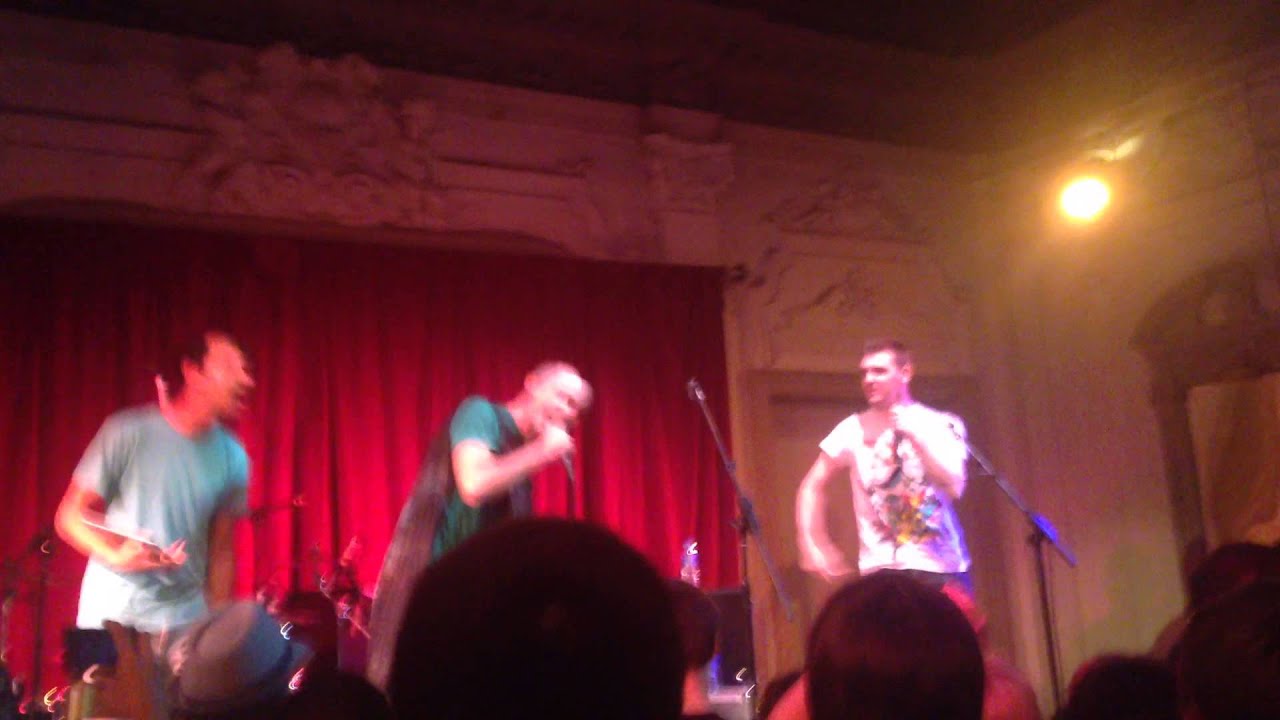 ERB Live - Superman vs Goku