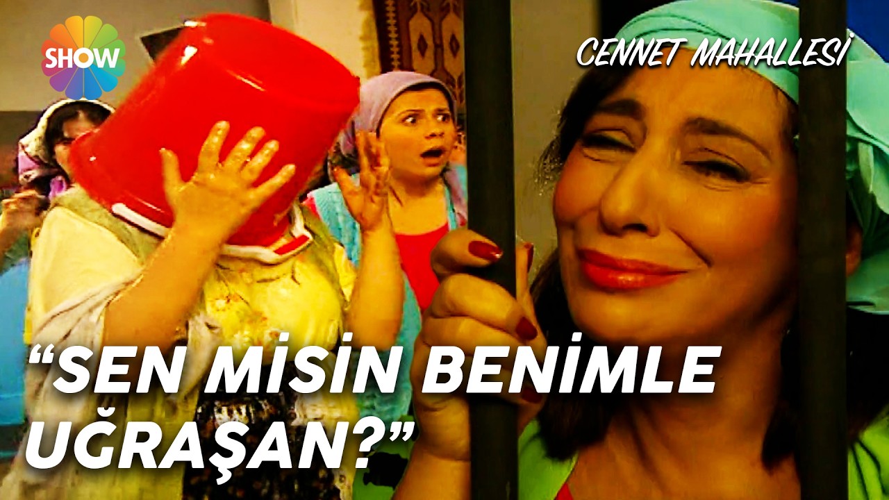 Pembe'den sınırları zorlayan hareket! | Cennet Mahallesi 54. Bölüm