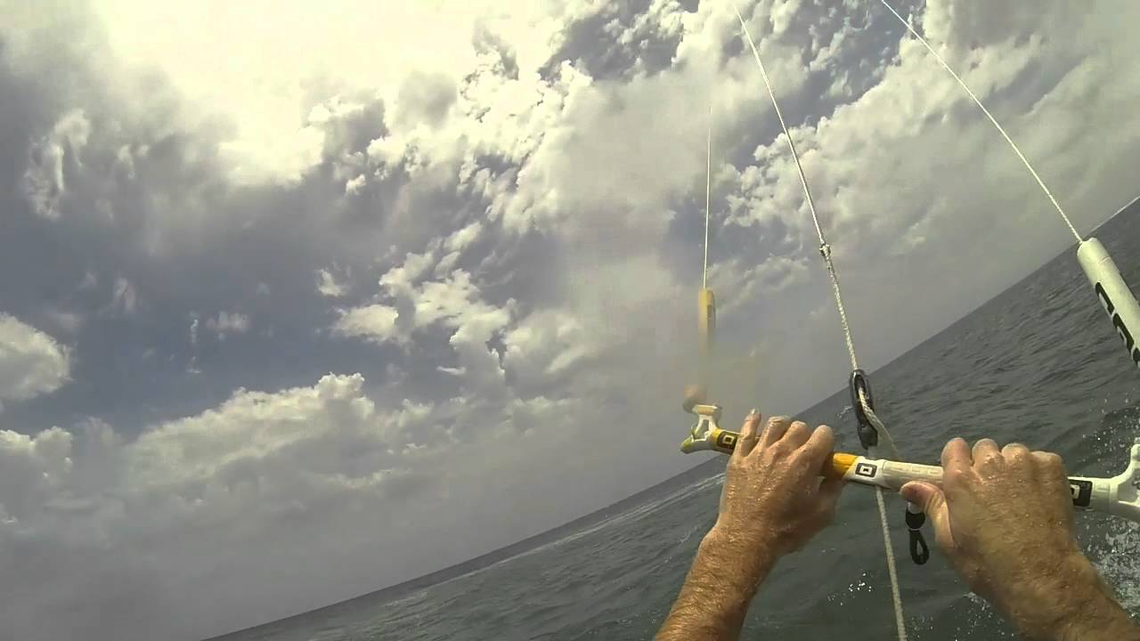 Kitesurfing Wedge Jan 2016 17 knots 12m Core Riot XR3