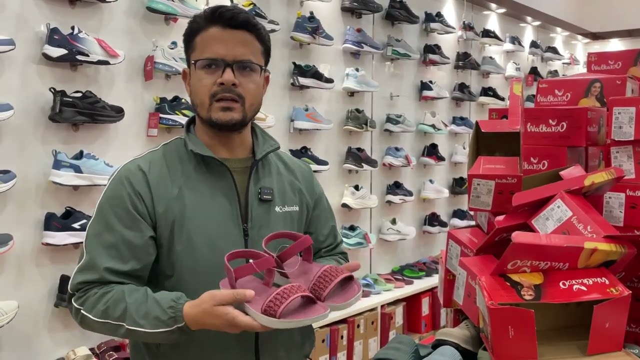 Walkaroo ladies pu#slipper, aaj maza aane bala hai￼￼