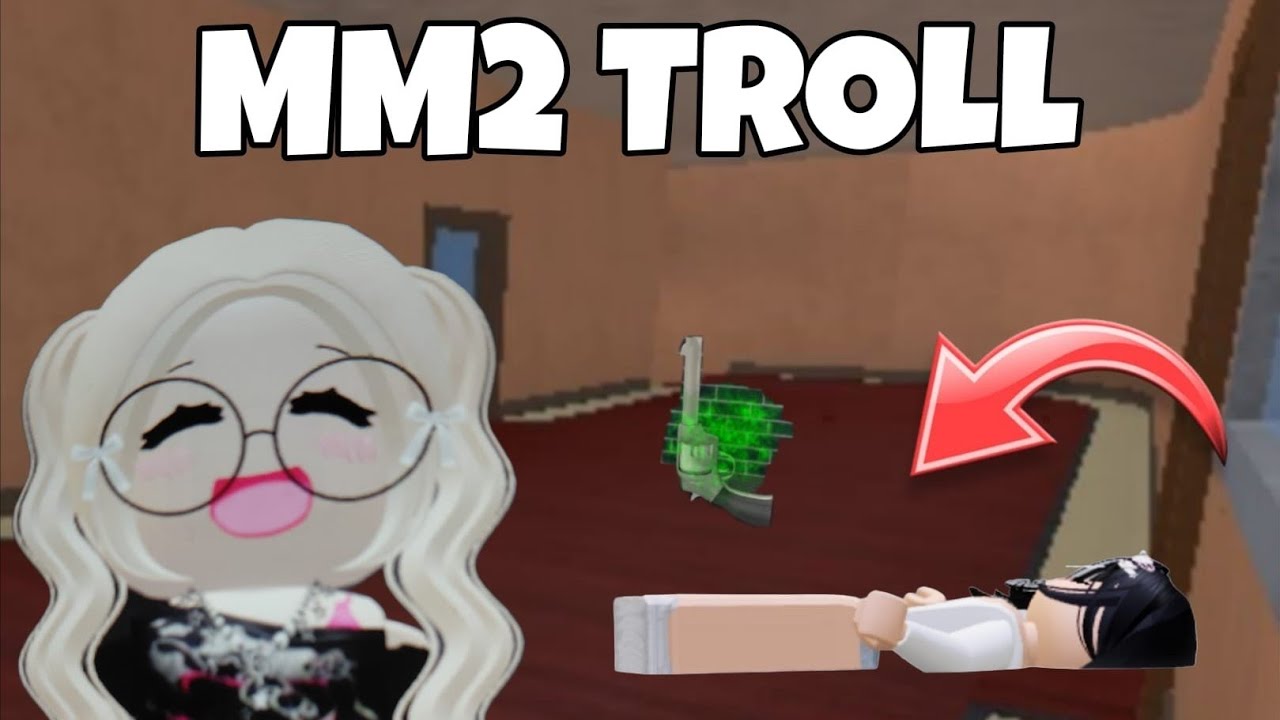 MM2 ama ölü pozu ile trolüyoruz😃😃( luna yanımda)