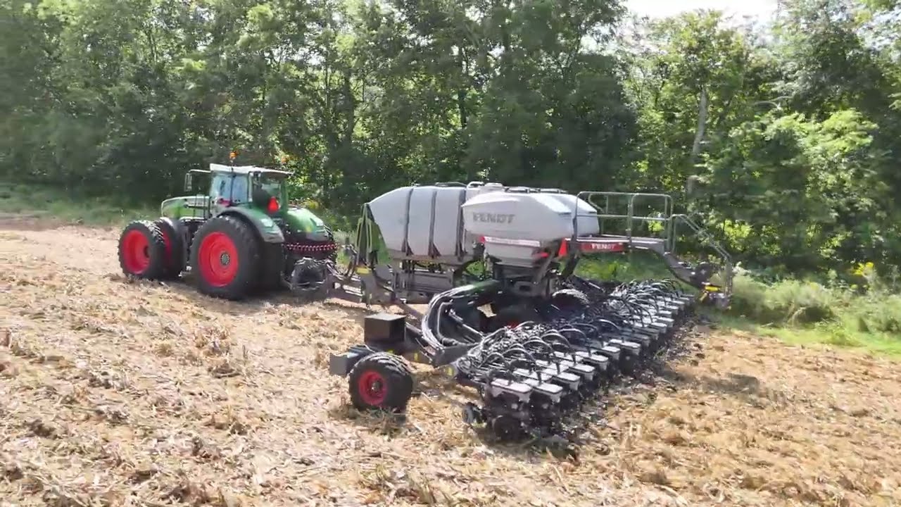 Fendt Momentum Planter Cover Crop Demo
