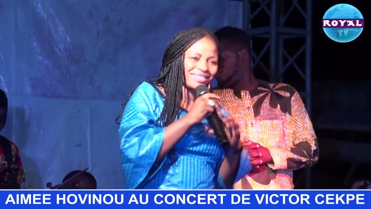 AIMEE HOVINOU AU CONCERT DE VICTOR CEKPE