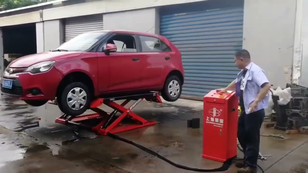 SCISSOR LIFT | HEAVY-DUTY VEHICLE LIFTING SOLUTION