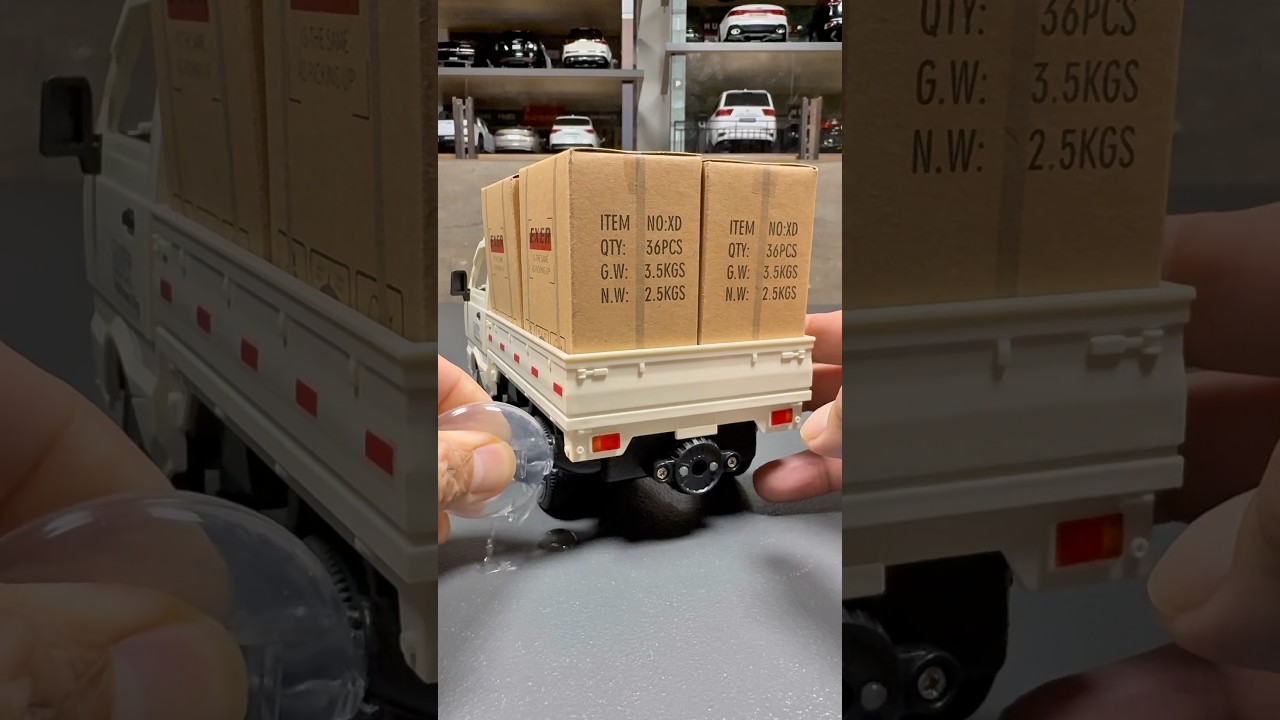 RC Kei Truck UNBOXING! 1/16 Scale with Spray and Light 