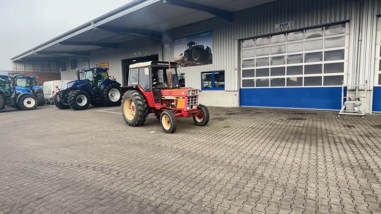 Traktor - Case IHC 744 (1977)