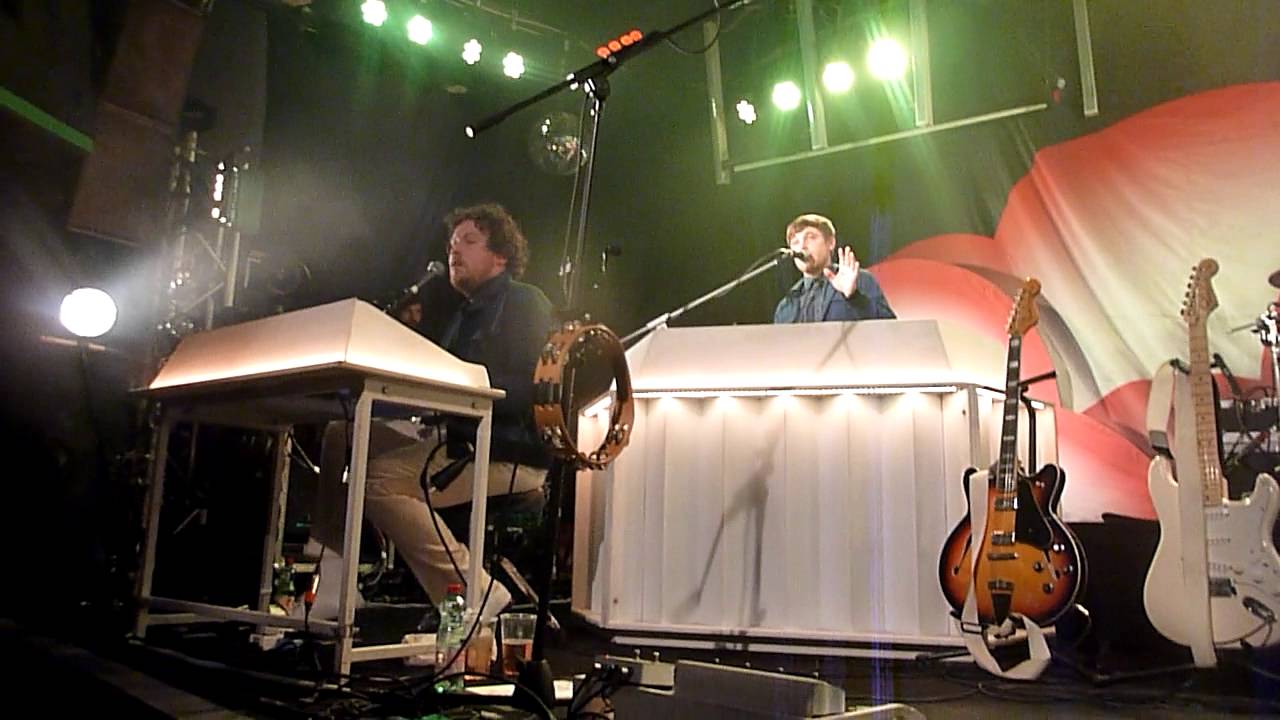 Metronomy - The Look Live Graz, Austria 2015 HD (Dan) 09.03.15