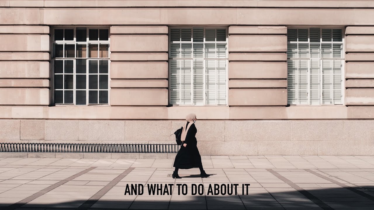 Why Prime Lenses Can HOLD YOU BACK (Street Photography)