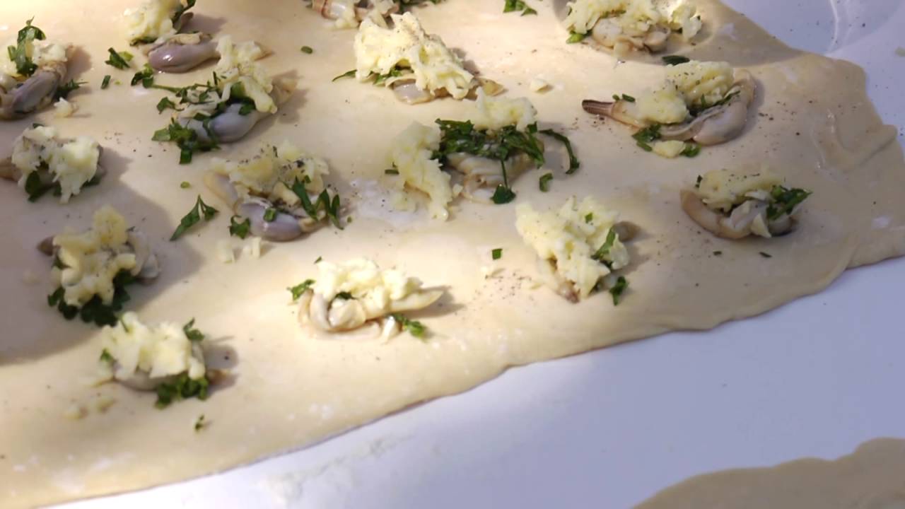 Receta e Ditës - Ravioli te mbushur me kanaliqe