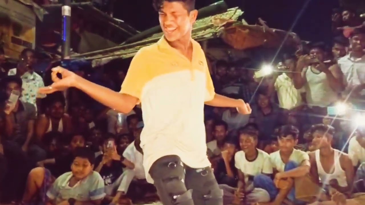 Burma Rohingya girl Dancing And Song ❣️❣️❤️ Singer Yousuf And singer Rofiq Super star ⭐⭐⭐ Dance 💓💓😎