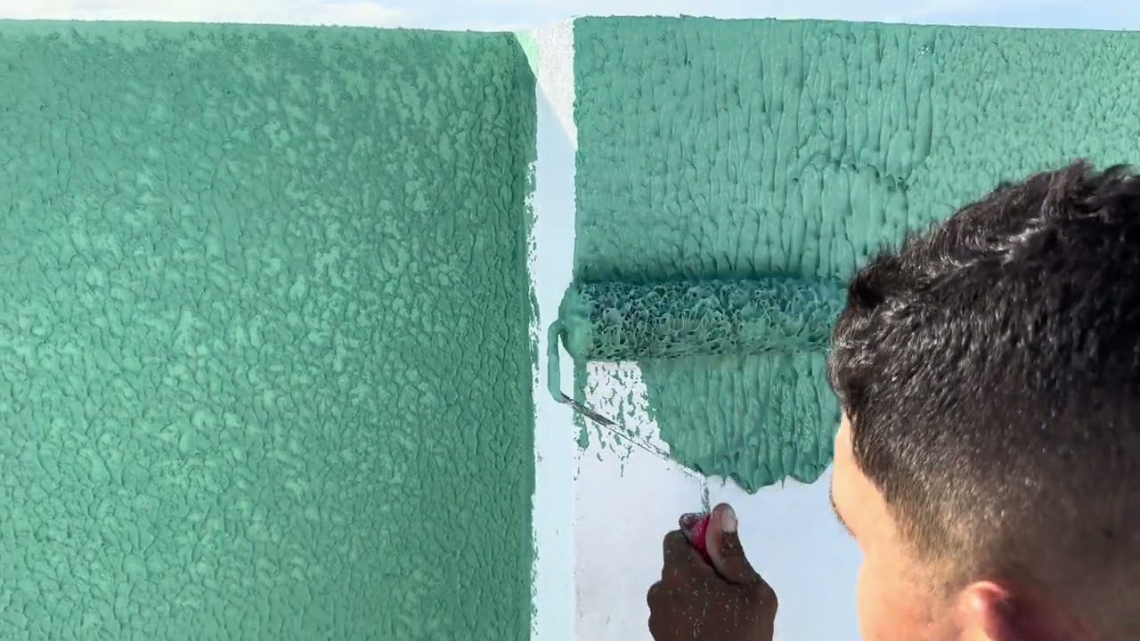 Aplicando a textura Lisa em pingadeira das tintas Sbras