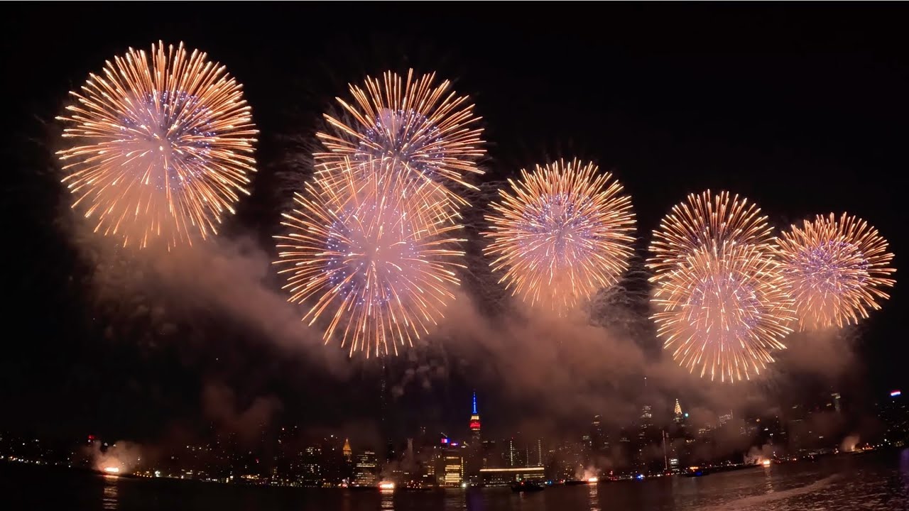 NYC Macys Fourth Of July Fireworks 2023 GoPro Views - Amazing Fireworks in New York City