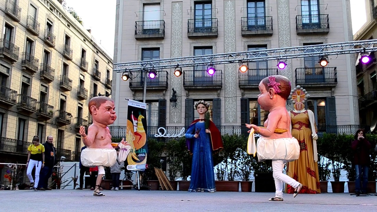 Mostra de Gegantons i Bestiari Infantil de les Festes de Santa Eulàlia de Barcelona (16/2/2013)