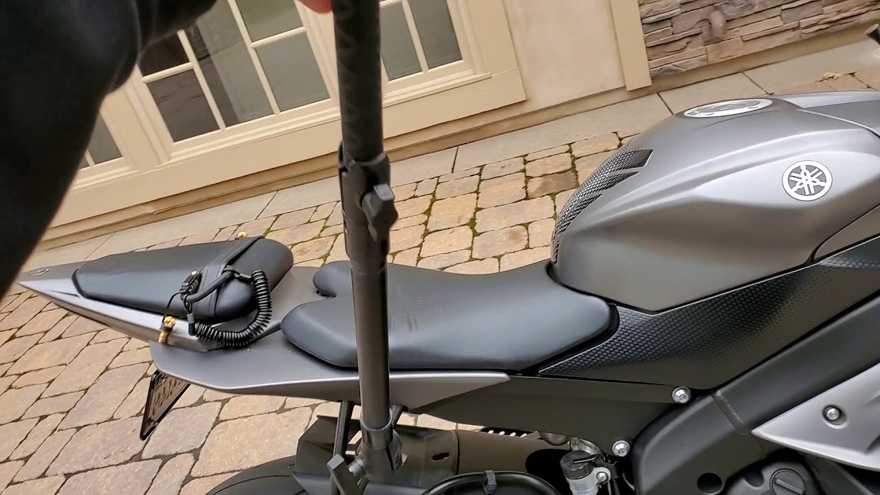 Best Motorcycle Mount and Pole for your 360 camera. How I mount my 360 camera on my motorcycle.