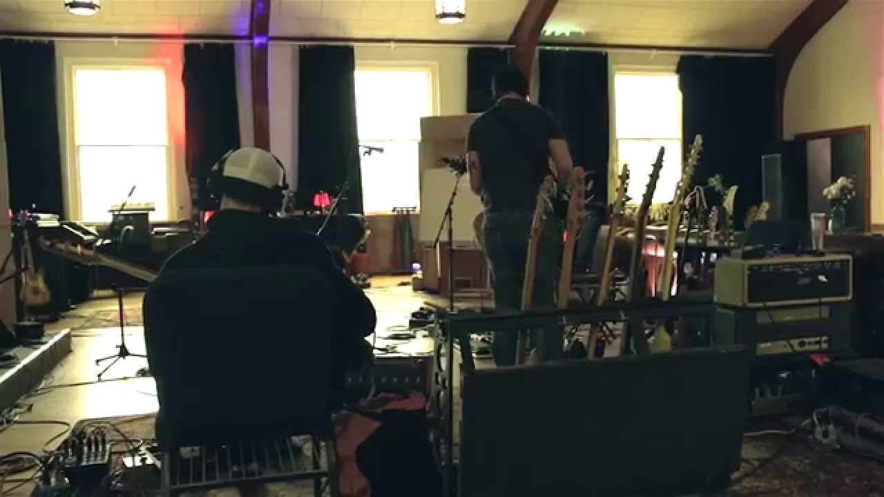 Halestorm 3 - The Making Of, Part 1, September 2014