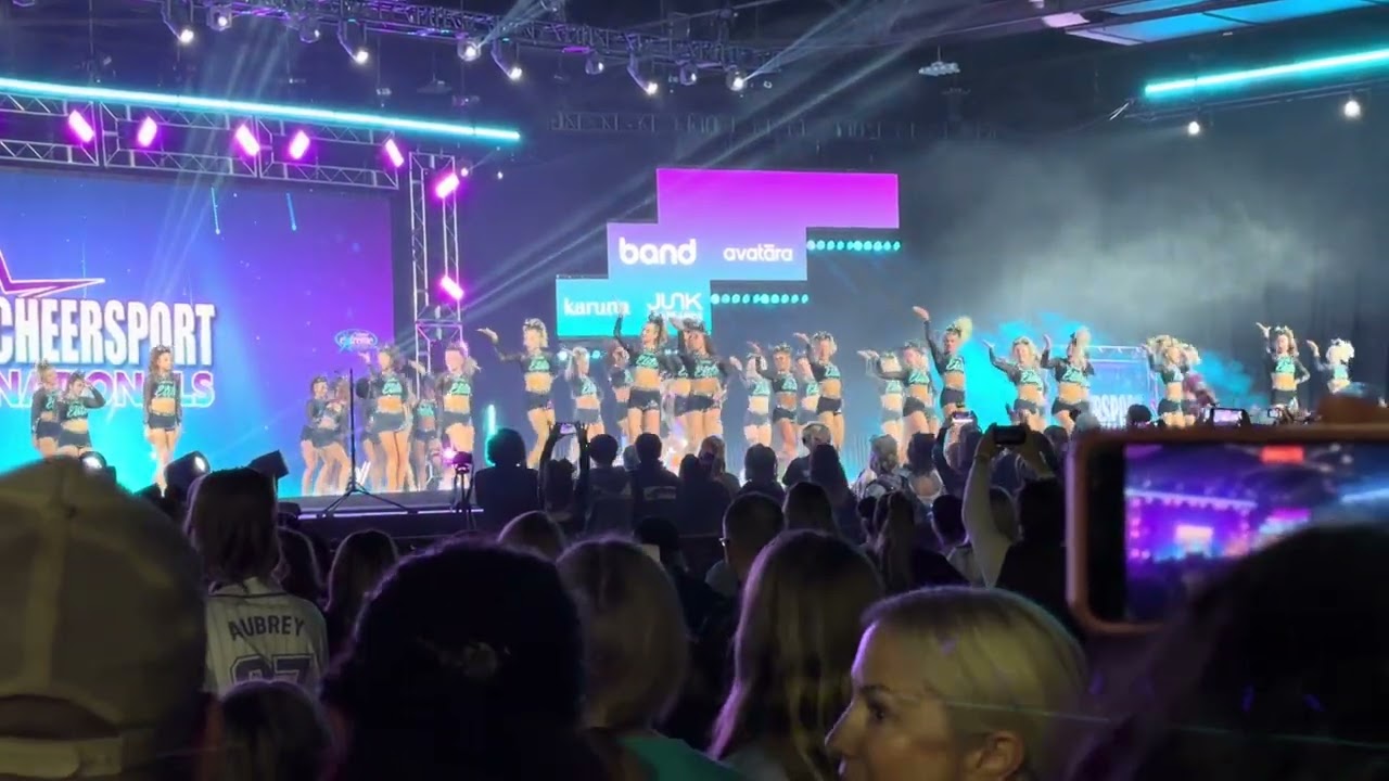 I saw Senior Elite at CHEERSPORT