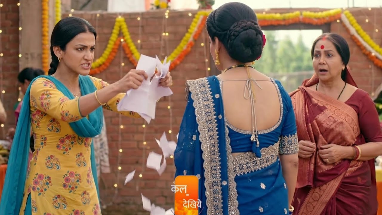 Sneha Tears Dhaba Paper & Throws On Indu Rani Face, Ganga Shock || Ganga Mai Ki Betiyan || Twist