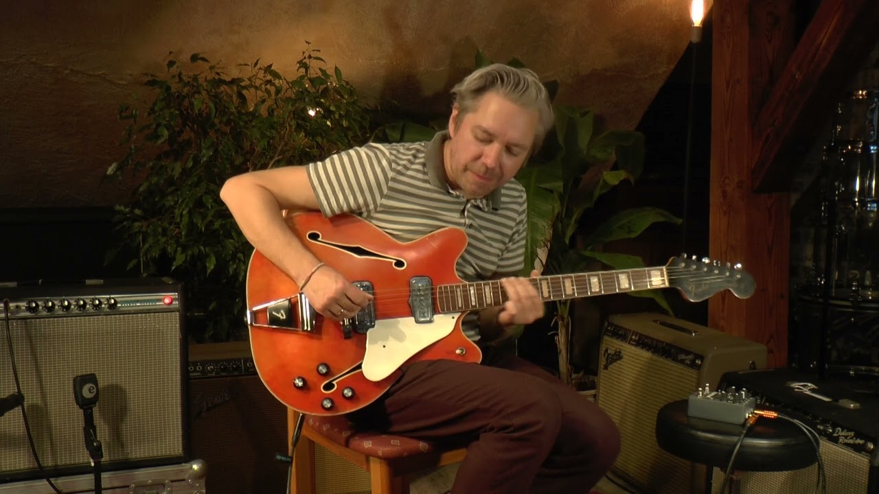 Fender Coronado II from 1966 presented by Vintage Guitar Oldenburg & Tobias Hoffmann