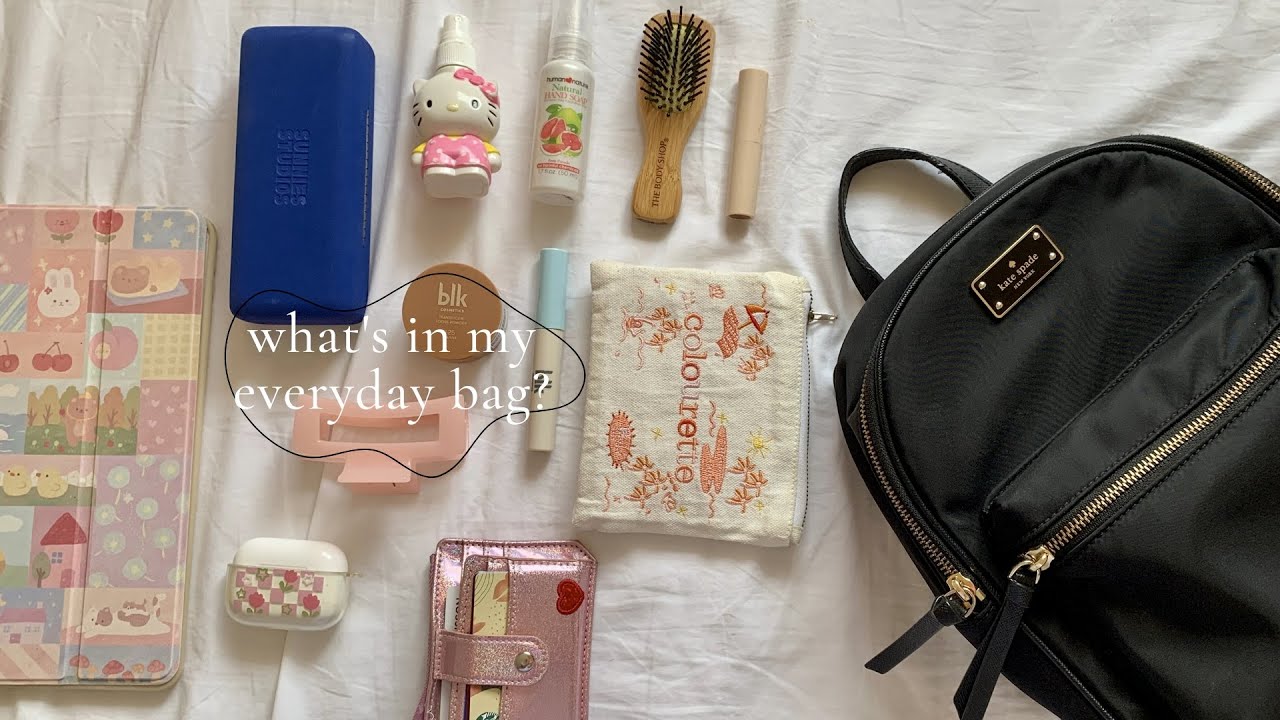 what's in my bag 2022 👜 | daily essentials ✧* ·